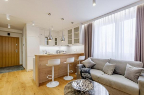 FLORENCJA - nowy apartament w centrum miasta z KLIMATYZACJĄ oraz zadaszonym parkingiem w cenie